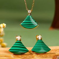Casual Simple Style Sector Alloy Copper Plating Inlay Malachite Zircon 24k Gold Plated Women's Pendant Necklace sku image 2