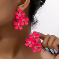 1 Pair Nordic Style Retro French Style Flower Spray Paint Plating Alloy Drop Earrings main image 9