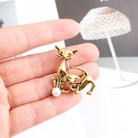 Casual Cat Imitation Pearl Alloy Unisex Brooches main image 3