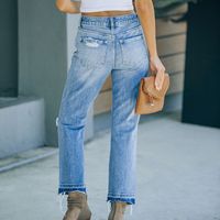 Frau Straße Klassischer Stil Einfarbig Knöchellang Gewaschen Zerrissen Jeans main image 2