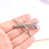 Cool Style Bow And Arrow Alloy Inlay Rhinestones Unisex Brooches main image 4