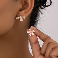 1 Pair Retro French Style Commute Flower Bee Enamel Plating Alloy Ear Studs main image 3