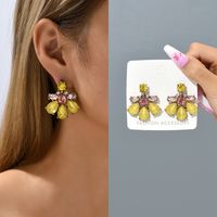 1 Pair Simple Style Flower Plastic Rhinestone Women's Drop Earrings main image 6