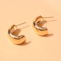1 Pair Simple Style Solid Color Three-dimensional Metal Ear Studs main image 4