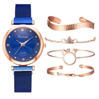 Casual Triangle Flower Suction Buckle Quartz Women's Watches main image 6