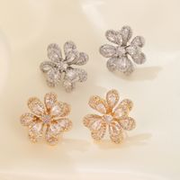 1 Pair Sweet Simple Style Flower Plating Inlay Copper Zircon K Gold Plated Rhodium Plated Ear Studs main image 3