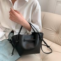 Women's Medium All Seasons Pu Leather Basic Bucket Bag main image 6