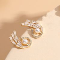 1 Pair Elegant Classic Style Geometric Asymmetrical Plating Inlay Copper Zircon 14k Gold Plated Earrings sku image 3