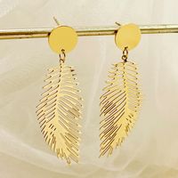 1 Pair Casual Elegant Vintage Style Feather Polishing Plating Hollow Out 304 Stainless Steel 14K Gold Plated Drop Earrings main image 1