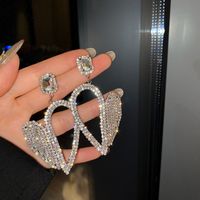1 Pair Elegant Lady Heart Shape Inlay Alloy Rhinestones Drop Earrings main image 4