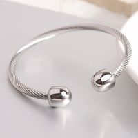 Simple Style C Shape Spiral Stripe Stainless Steel Plating Twisted Cable Bracele main image 2
