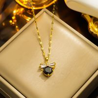 Simple Style Bow Knot Stainless Steel Plating Inlay Zircon 18k Gold Plated Pendant Necklace main image 4