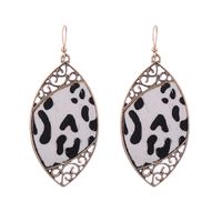 1 Pair Vintage Style Classic Style Leaf Leopard Plating Pu Leather Alloy Gold Plated Dangling Earrings main image 2