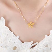 Sweet Flower Artificial Pearl Titanium Steel Enamel Plating 18k Gold Plated Pendant Necklace sku image 1