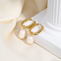 1 Pair Elegant U Shape 201 Stainless Steel Freshwater Pearl 18K Gold Plated Drop Earrings main image 3