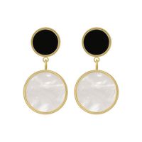 1 Pair Sweet Simple Style Round Heart Shape Flower Inlay Imitation Pearl Alloy Shell Earrings main image 4