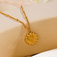 304 Stainless Steel 18K Gold Plated Lady Plating Flower Pendant Necklace main image 4