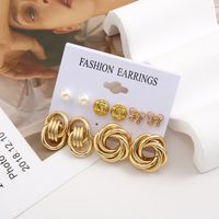 1 Set Retro Classic Style Round Heart Shape Butterfly Irregular Imitation Pearl Alloy Earrings main image 3