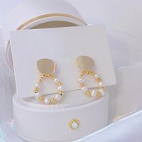 1 Pair Elegant Simple Style Geometric Freshwater Pearl Copper Gold Plated Drop Earrings main image 3