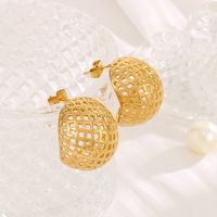 1 Pair Modern Style C Shape Plating Stainless Steel 18K Gold Plated Ear Studs main image 7