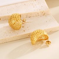 1 Pair Modern Style C Shape Plating Stainless Steel 18K Gold Plated Ear Studs main image 4
