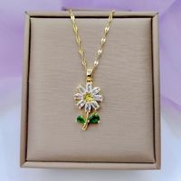 Stainless Steel 18K Gold Plated Simple Style Plating Inlay Flower Rhinestones Pendant Necklace main image 4