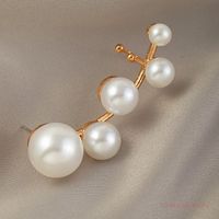 1 Piece Elegant Geometric Inlay Alloy Artificial Pearls Ear Clips main image 3