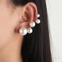 1 Piece Elegant Geometric Inlay Alloy Artificial Pearls Ear Clips sku image 1
