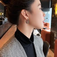 1 Pair Elegant Retro Lady Geometric Inlay Alloy Zircon Ear Studs main image 4