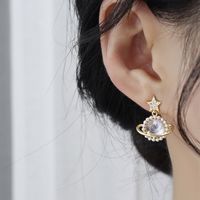 1 Pair Elegant Planet Plating Inlay Copper Pearl Zircon 14k Gold Plated Drop Earrings main image 3