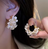 1 Paire Style Ig Style Coréen Fleur Placage Le Cuivre Boucles D'oreilles main image 4
