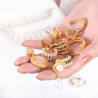 1 Pair Elegant Luxurious Baroque Style Geometric Plating Inlay Stainless Steel Artificial Pearls Rhinestones 18k Gold Plated Earrings main image 6