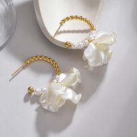 1 Pair Lady Flower Plating Other Metal Parts 304 Stainless Steel Steel Ball 201 Stainless Steel Acrylic Imitation Pearl, Imitation Petals 18K Gold Plated Drop Earrings main image 5