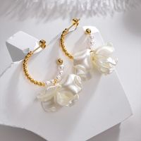 1 Pair Lady Flower Plating Other Metal Parts 304 Stainless Steel Steel Ball 201 Stainless Steel Acrylic Imitation Pearl, Imitation Petals 18K Gold Plated Drop Earrings main image 4
