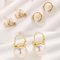 1 Pair Glam Sweet Love Round Plating Imitation Pearl Titanium Steel Copper Gold Plated Earrings main image 1