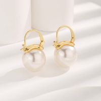1 Pair Glam Sweet Love Round Plating Imitation Pearl Titanium Steel Copper Gold Plated Earrings sku image 2
