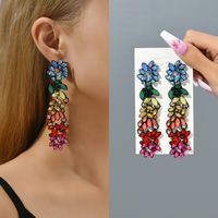 Retro Lady Gradient Color Rhinestone Inlay Artificial Gemstones Women's Drop Earrings main image 1