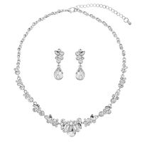 Bijoux En Gros Élégant Romantique Brillant Les Gouttelettes D'eau Forme De Cœur Strass Zircon Incruster Des Boucles D'oreilles Collier main image 3