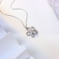 Simple Style Flower Sterling Silver Inlay Zircon Pendant Necklace main image 2