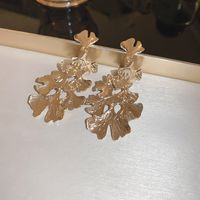 1 Pair Elegant Korean Style Flower Alloy Drop Earrings main image 3