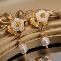 1 Pair Vintage Style Simple Style Flower Patchwork Copper Drop Earrings main image 4