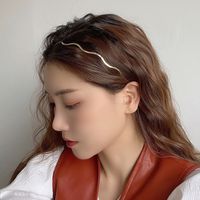 Simple Style Solid Color Metal Polishing Hair Band main image 4