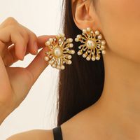 1 Pair Elegant Flower Inlay Alloy Artificial Pearls Artificial Diamond Ear Studs sku image 1
