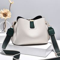 Women's Pu Leather Solid Color Elegant Classic Style Bucket Zipper Buckle Shoulder Bag Crossbody Bag sku image 1