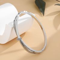 Simple Style Solid Color Alloy Inlay Zircon Women's Bangle main image 5
