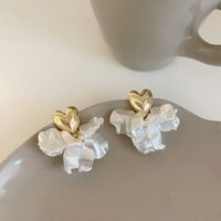 1 Pair Vacation Heart Shape Petal Alloy Shell Drop Earrings sku image 1