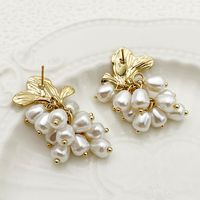 1 Pair Glam Classical Round Tassel Plating 304 Stainless Steel Pearl 14K Gold Plated Drop Earrings main image 3