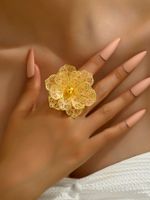 Glam Luxurious Flower Iron Plating Hollow Out Women's Rings sku image 1