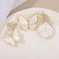 Simple Style Bow Knot Alloy Inlay Zircon Women's Brooches main image 1