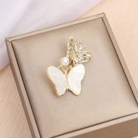 Simple Style Bow Knot Alloy Inlay Zircon Women's Brooches main image 4